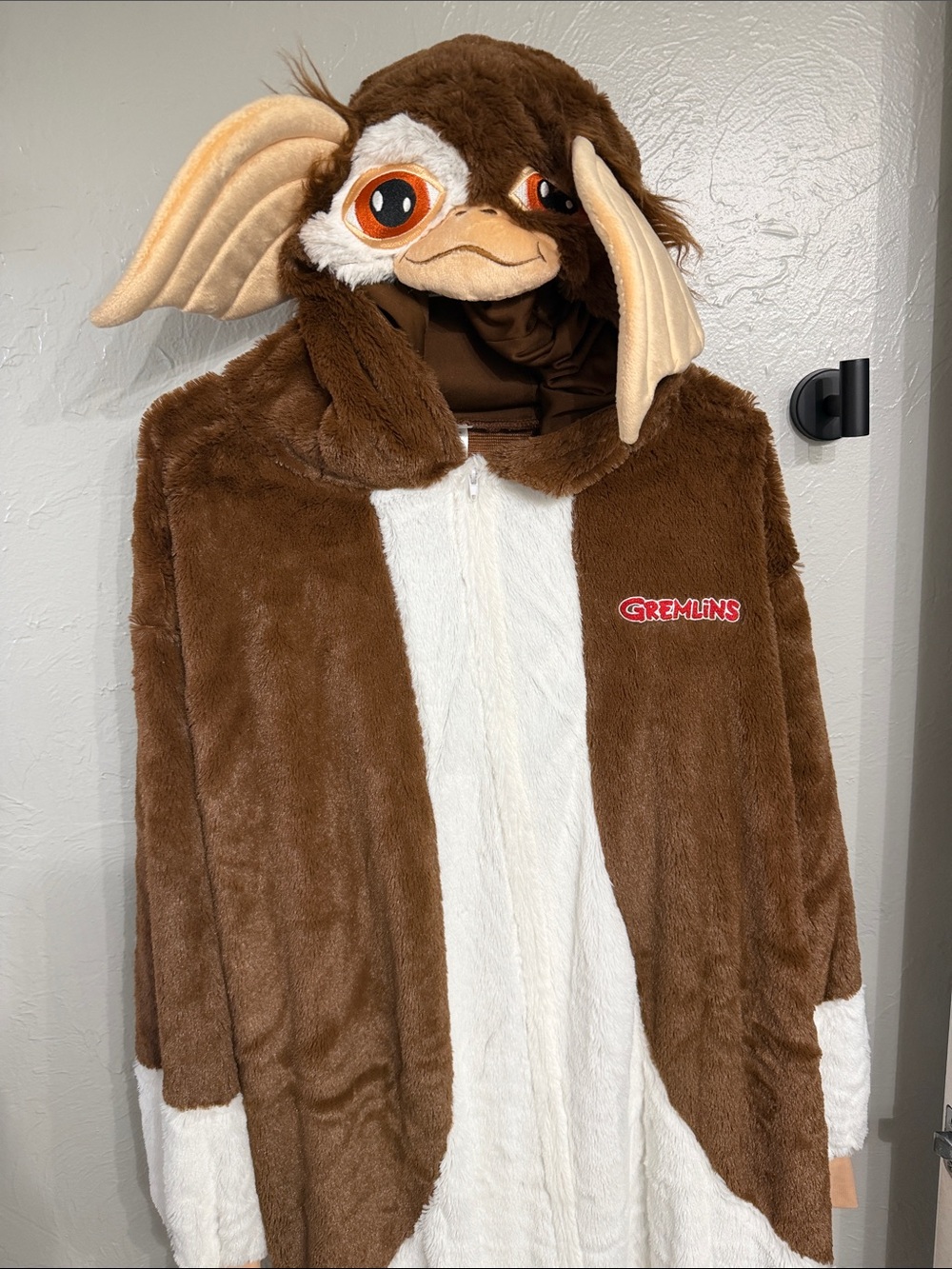 Gremlins Gizmo Plush Brown and White Men’s Halloween Costume Hoodie